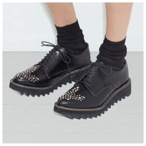 New Y'S Studded Oxford